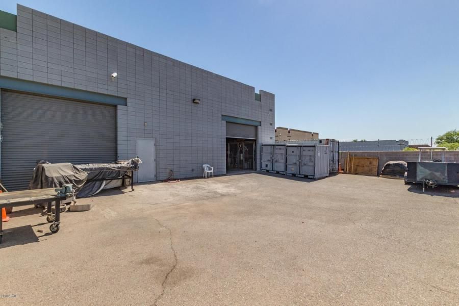 7118 W Frier Dr, Glendale, AZ 85303